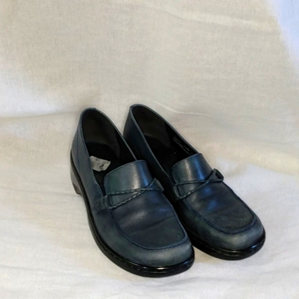 Clarks blue loafer size 7.5 M